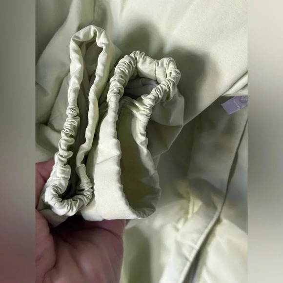 Columbia | packable | lightweight | softshell | mesh lined | hooded | large - Picture 6 of 13